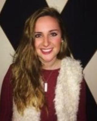 Lilly Hanlon