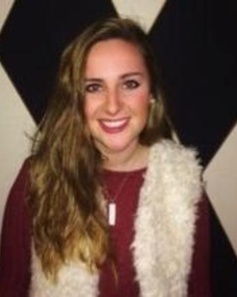 Lilly Hanlon